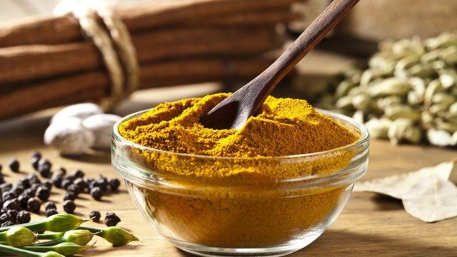 Toz zerdeçal nasıl tüketilir, çayı nasıl yapılır? Toz zerdeçalı nasıl kullanmalıyım, yemeklerde nasıl kullanılır?