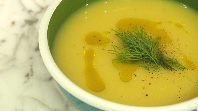 Zuhal Topal'la Yemekteyiz pırasalı patates çorbası tarifi! Kışın vazgeçilmezi pırasalı patates çorbası nasıl yapılır, malzemeleri nelerdir? 