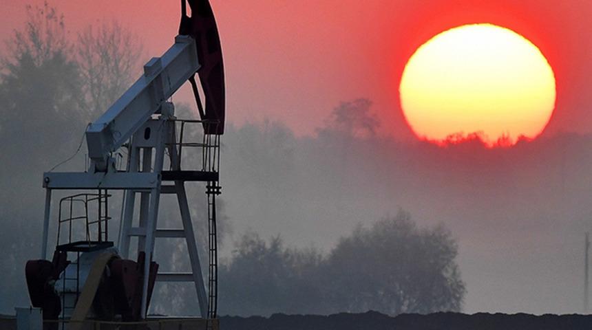Petrolde sert düşüş! Kritik seviyenin altına geriledi... Gözler akaryakıt fiyatlarında...