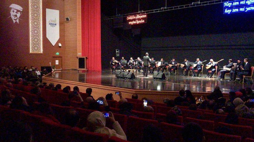 Bozlak ustası Muharrem Ertaş Kırşehir'de anıldı