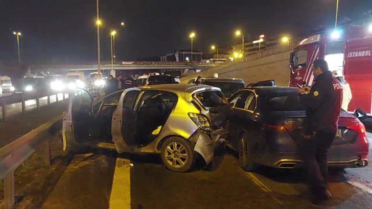 Tuzla'daki zincirleme trafik kazasını izleyen sürücüler de kaza yaptı! Çok sayıda araç birbirine girdi 