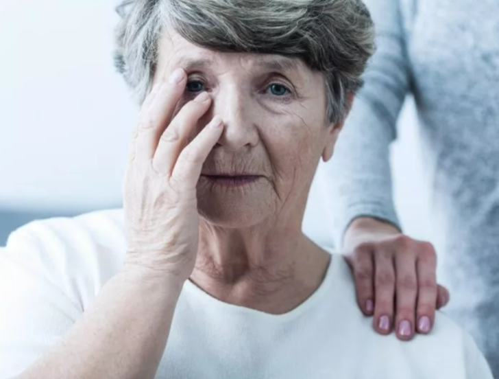 Yüzyıllardır kullanılıyor! Zeytinyağının içine katılan birkaç damla şifa dağıtıyor G1