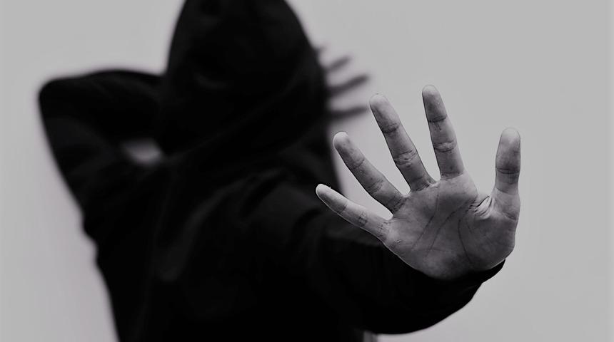 TIR içinde 15 yaşındaki çocuğu 4 gün boyunca istismar etmişlerdi! Mahkemede mide bulandıran anlar... 'Gülümse seni satacağım'