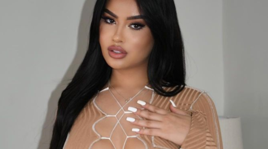 Sosyal medya fenomeni Julia Medeiros estetik ameliyatlarla bambaşka biri oldu! “Asla iç çamaşırı giymiyorum”