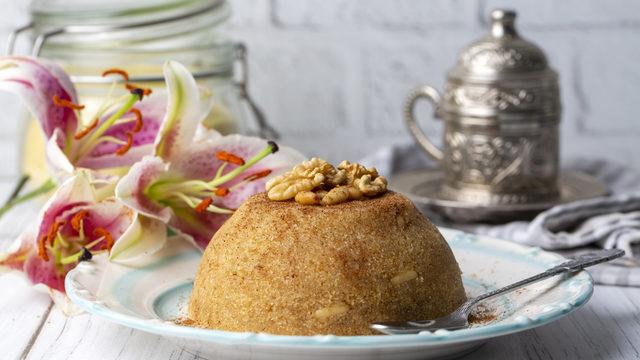 Peynirli irmik helvası tarifi ve malzemeleri nedir? Peynirli irmik helvası nasıl yapılır?