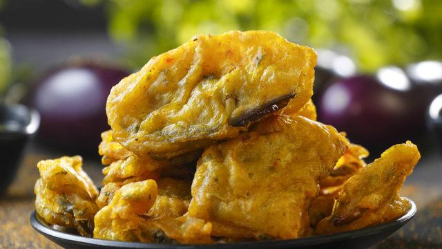 Çıtır patlıcan kızartması tarifi: Çıtır patlıcan kızartması nasıl yapılır?