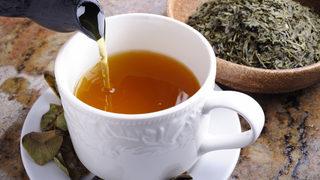 Severek içtiğiniz çay 'karaciğer hasarına' neden olabilir!