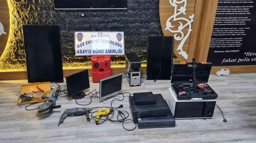 Antalya’da 7 ayrı hırsızlık olayının şüphelileri yakalandı