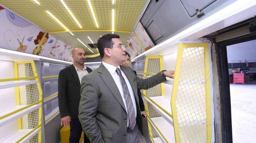 Kepez’in ‘Mobil Kütüphanesi’ şehri gezecek