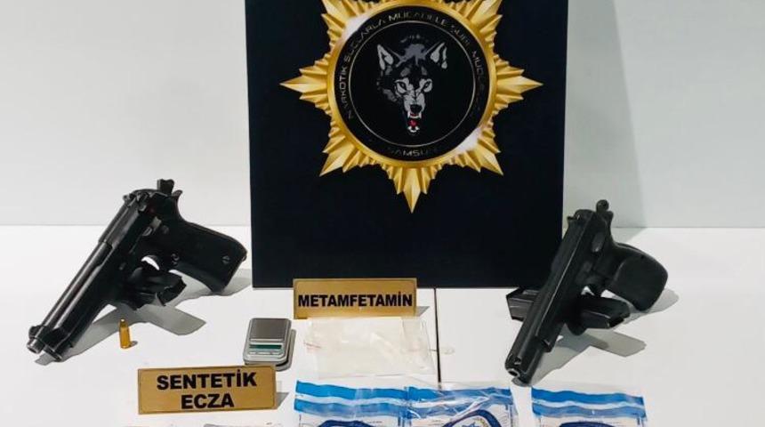 Samsun'da uyuşturucu ticareti yaptıkları iddiasıyla 3 zanlı yakalandı