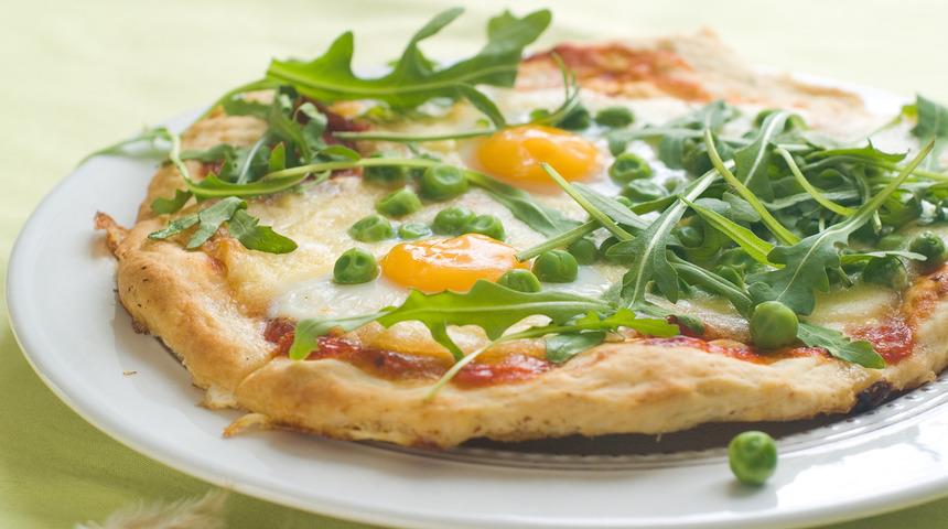 Yumurtalı pizza tarifi: Yumurtalı pizza nasıl yapılır?