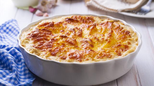 Pastırmalı soğanlı patates graten tarifi: Pastırmalı soğanlı patates graten nasıl yapılır?