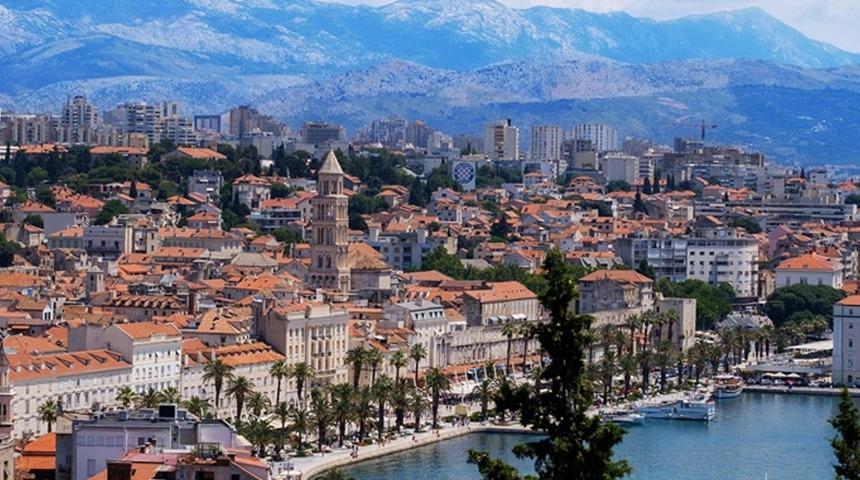 AB'den Hırvatistan'a 'Schengen' onayı