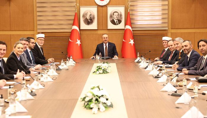 Bakan Çavuşoğlu'ndan 'Batı Trakya' mesajı!