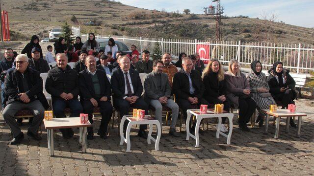 Afyonkarahisar’da üniversite öğrencileri köy okulunu yeniledi