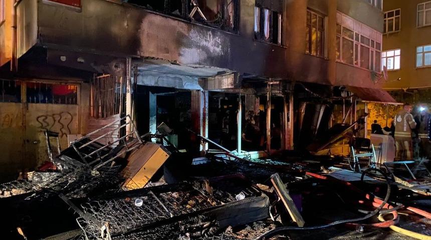 Pendik'te korkutan yangın! Vatandaşlar tahliye edildi