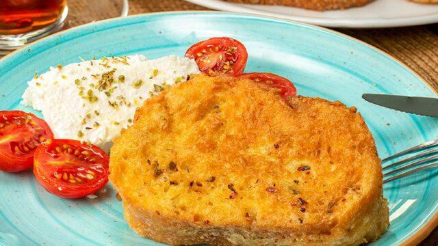 Kokusu iştah kabartıyor: Enfes yumurtalı ekmek tarifi! Yumurtalı ekmek nasıl yapılır?