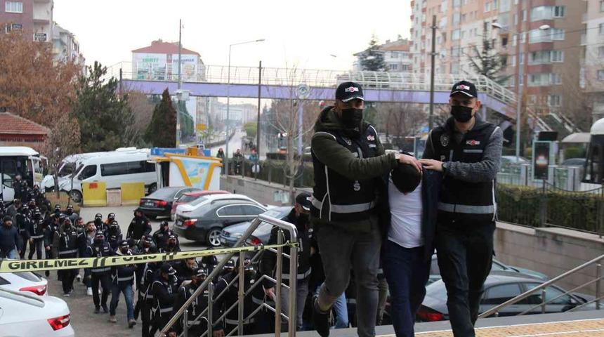 Eskişehir'de, 'Silindir' operasyonunda 13 kişi tutuklandı