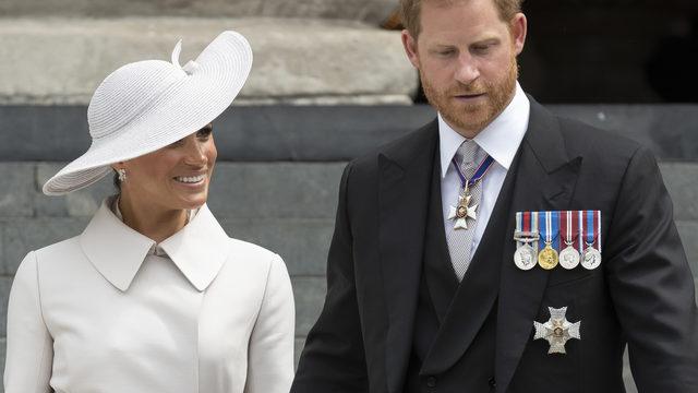 The Sun gazetesi Meghan Markle ve Prens Harry’den özür diledi