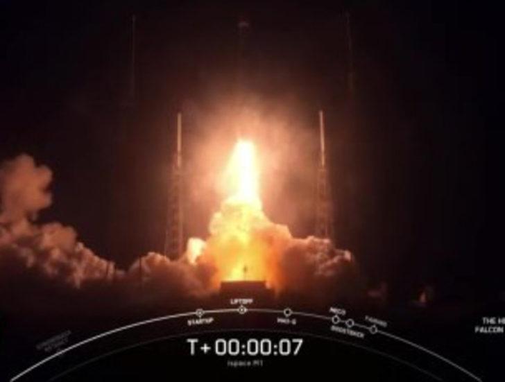 Japonya'nın Ay macerası: M1 iniş aracı SpaceX roketi ile fırlatıldı