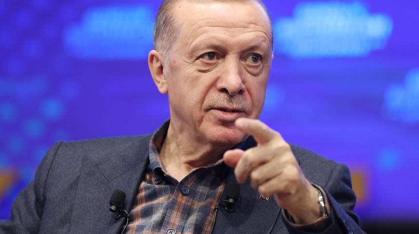 Son dakika... Cumhurbaşkanı Erdoğan'dan net mesaj! "Yunan &uuml;rk&uuml;yor" dedi ve ekledi: "Rahat durmazsan vurur tabi"