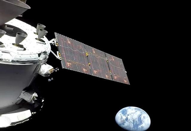 2 milyon kilometre yol kat etti! Orion uzay aracı Dünya'ya indi