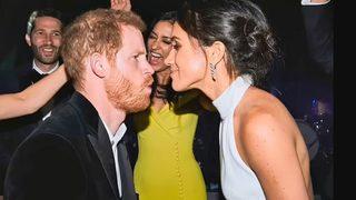 Belgesel kriz yarattı! Taç giyme törenine giderse yuhalanır