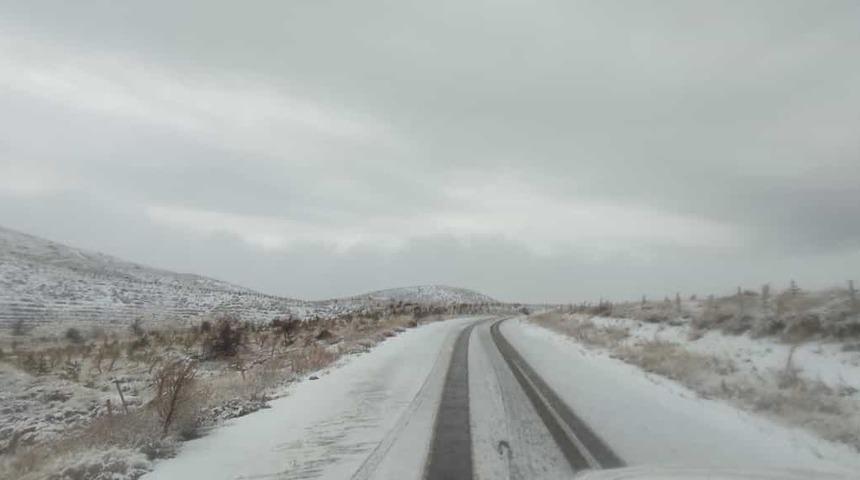 Elazığ’ın yüksek kesimlerine kar yağdı