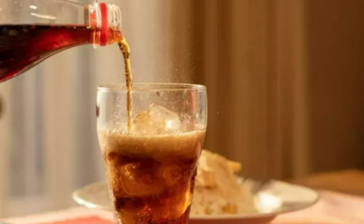 Sağlığınızı düşünüyorsanız asla yemezsiniz! Tansiyonu altüst eden en kötü yiyecek G2