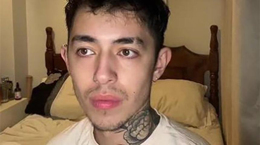 Dövme yaptığı müşterisi bir anda orgazm oldu! Üst bacağının iç kısmıydı... “Çok rahatsız ediciydi”