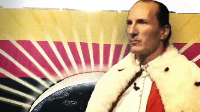 Bir kaleyi fethetti, kendini Kral ilan etti ve şimdi 5.000'den fazla tebaayı yönetiyor!