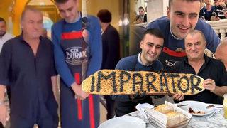 Ünlü restoran sahibi Fatih Terim'in yanında ellerini bağladı, sosyal medya sert tepki gösterdi! Yeter artık...