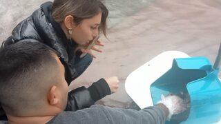 İzmir'deki sağanak yağmurda kalan fareye kalp masajı! Ne olur ölme, yaşa