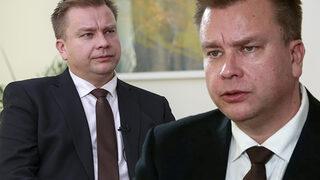 Finlandiya Savunma Bakanı Antti Kaikkonen iki aylığına babalık iznine çıkıyor