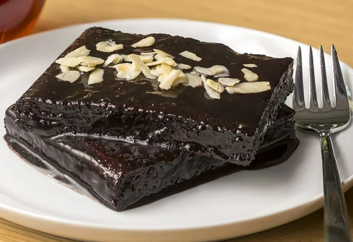 Tüm kek tariflerini unutun: Tam kıvamında kakaolu ıslak kek tarifi! Kakaolu ıslak kek nasıl yapılır?