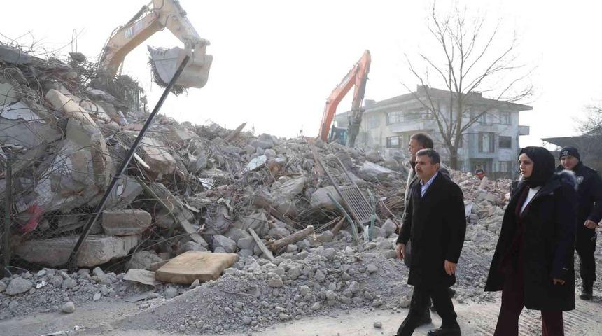 Düzce’de 333 konut yıkıldı