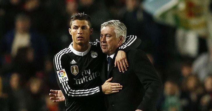 Galatasaray ile anılan Cristiano Ronaldo, güvenlik kamerasına yakalandı! Havalimanı'nda ailesiyle birlikte görüntülendi... G2