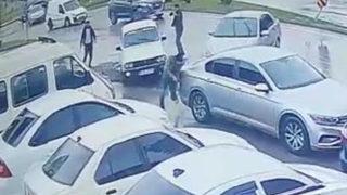 Adana'da 2 kardeş silahlı çatışmada öldürüldü! Cinayet anının görüntüleri ortaya çıktı