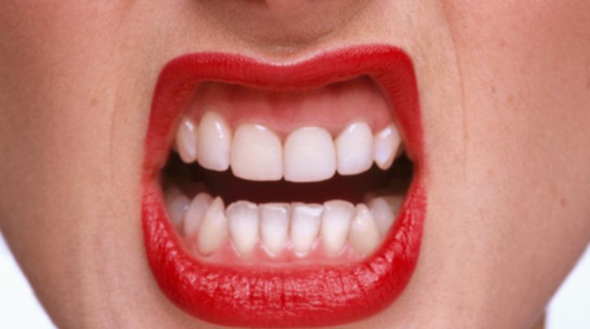 Ağız Kokusu Yapan Gıdalar