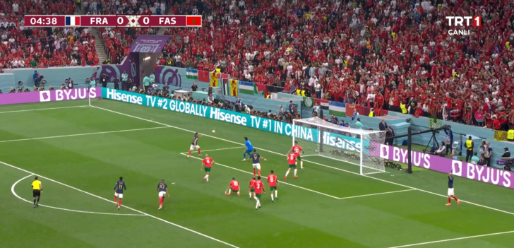 Unutulmaz bir an! 2022 Dünya Kupası'nda daha önce yaşanmamış olay gerçekleşti! Fas, 'rakipten' ilk golünü yarı finalde yedi... G5