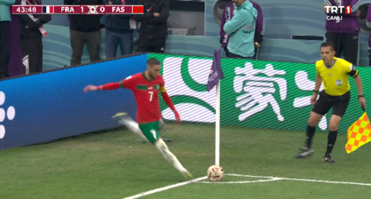 Dünya Kupası'nda milyonlarca izlenen an! 2 saniye boyunca havada asılı kaldı... G2