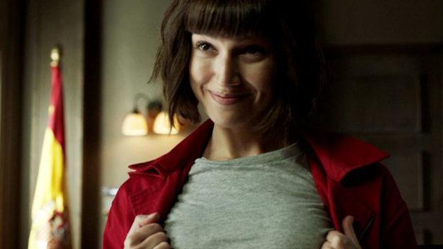 La Casa de Papel'in Tokyo'su Ursula Corbero öyle pozlar verdi ki... Eteği yok gibiydi