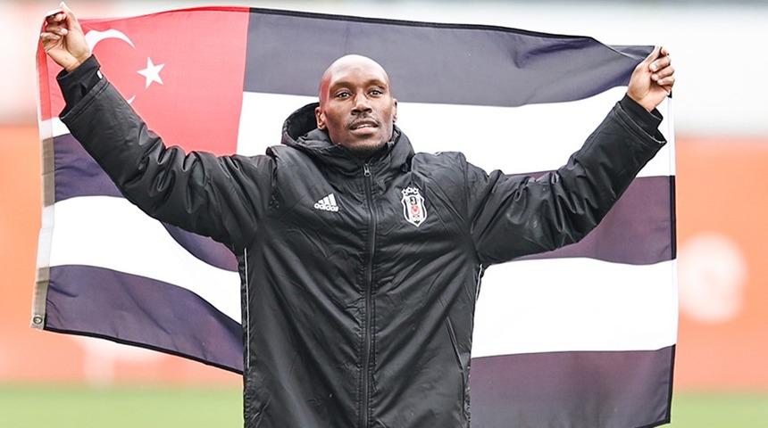 Atiba Hutchinson, geleceğini resmen açıkladı! "Futbolu Beşiktaş'ta bırakacağım!"