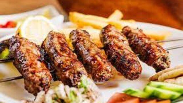 MasterChef şeftali kebabı nasıl yapılır, neden şeftali kebabı deniyor? Kuzey Kıbrıs'ın en meşhur yemeği  şeftali kebabı tarifi!