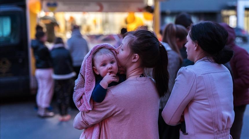 Polonya, Ukraynalı mültecilerden para alacak! Kaldıkları süre uzarsa, ücret de artacak!