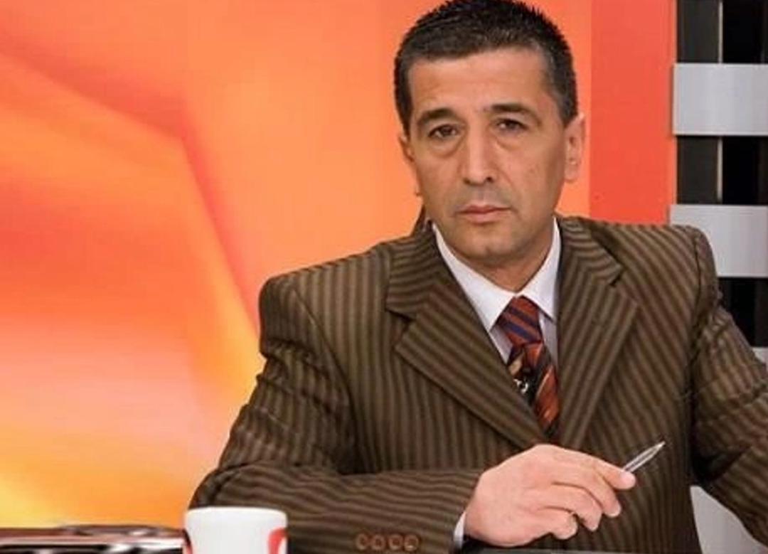 T&uuml;rkiye onu 'Yal&ccedil;ın Abi' olarak tanıdı! Flash TV'nin vazge&ccedil;ilmez ismi Yal&ccedil;ın &Ccedil;akır'ı g&ouml;renler tanıyamadı 