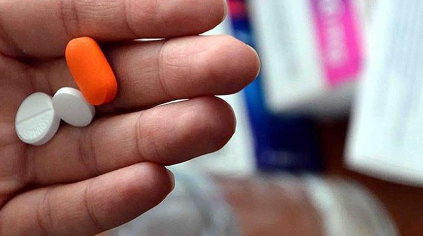 SGK ilaç raporu sürelerinin uzatıldığını açıkladı!