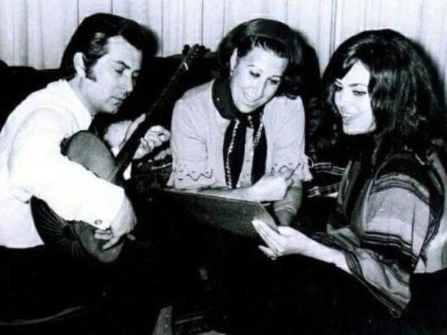 M&uuml;zeyyen Senar kimdir? 6