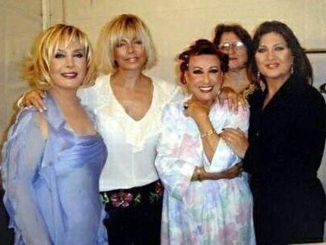 M&uuml;zeyyen Senar kimdir? 7