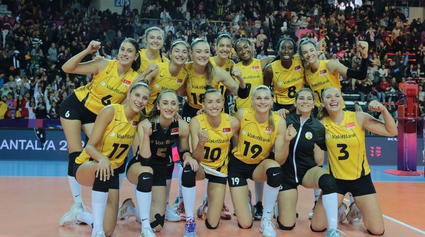 Finalin adı belli oldu: VakıfBank - Imoco Volley! 